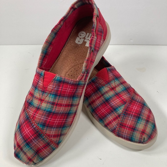 LAMO Boat Shoes Loafers Flat Size 7 Red/Multicolor Plaid Fabric SW1302 Coast NEW - Picture 1 of 8